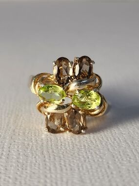 VTG 925 Natural Peridot & (Not Brown) Champagne Topaz Cluster Cocktail Ring Sz 7